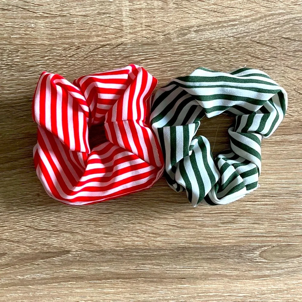 NWOT Set of 2 Aerie Striped Scrunchies